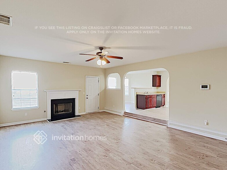 Building Photo - 775 Florigen Ln