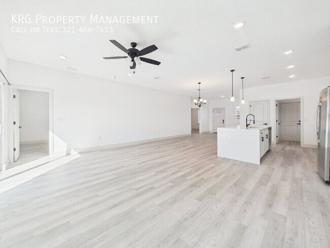 Building Photo - 16985 SW 40th Cir