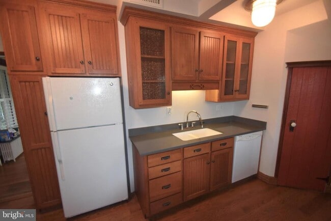 Building Photo - 5619 Jefferson Pike