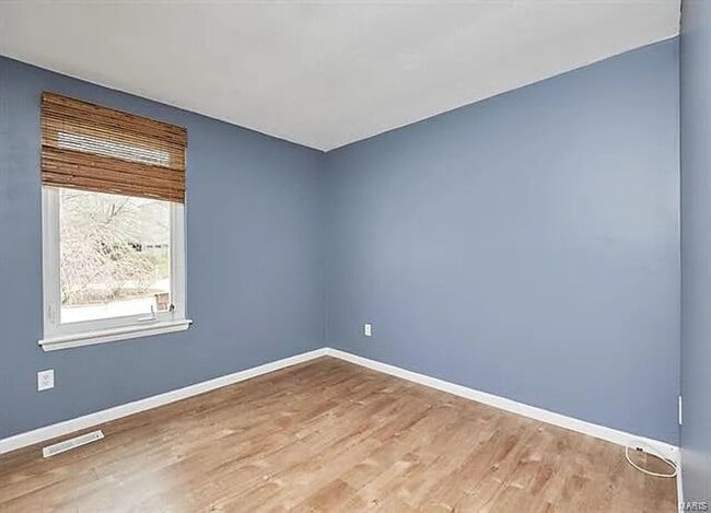 Building Photo - Coming Soon St Peters Area