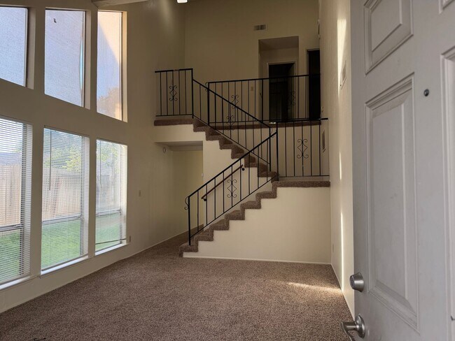 Building Photo - 1441001/60