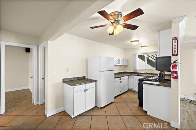 Building Photo - 229 W Escalones