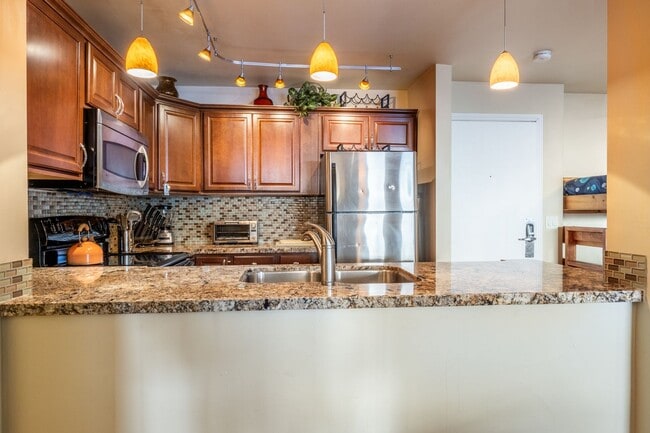 Building Photo - 3253 Meridian Blvd