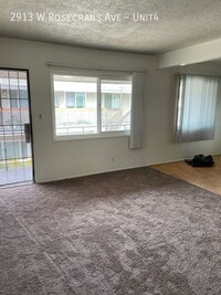 Building Photo - 2913 Rosecrans Ave