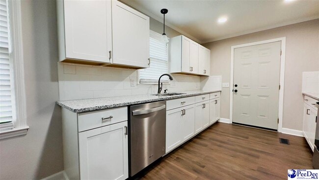 Building Photo - 2109 3rd Loop Rd