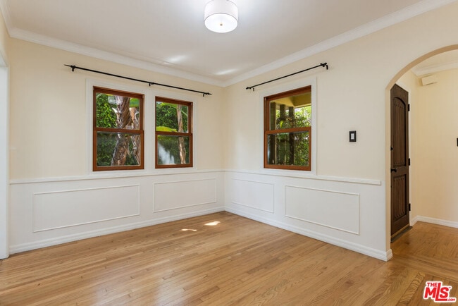 Building Photo - 1976 S Preuss Rd