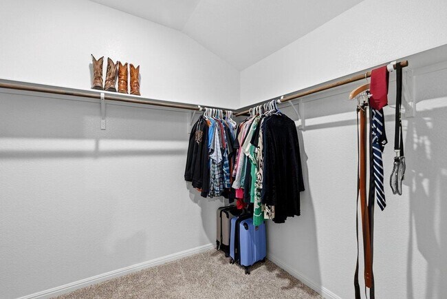 Building Photo - 225 El Capitan Lp