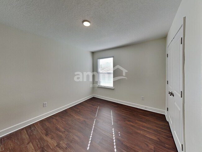 Building Photo - 2928 Rolling Acres Rd