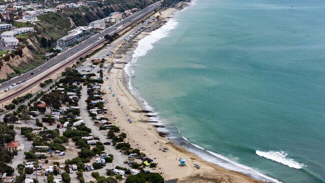 Building Photo - Dana Point Dream: Renovated 3-Bedroom with...