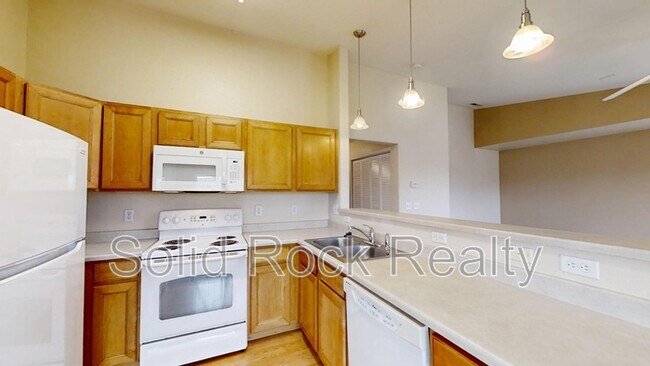 Building Photo - 1577 Monterey Rd
