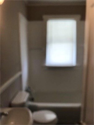 Building Photo - 1503 15th Ave N