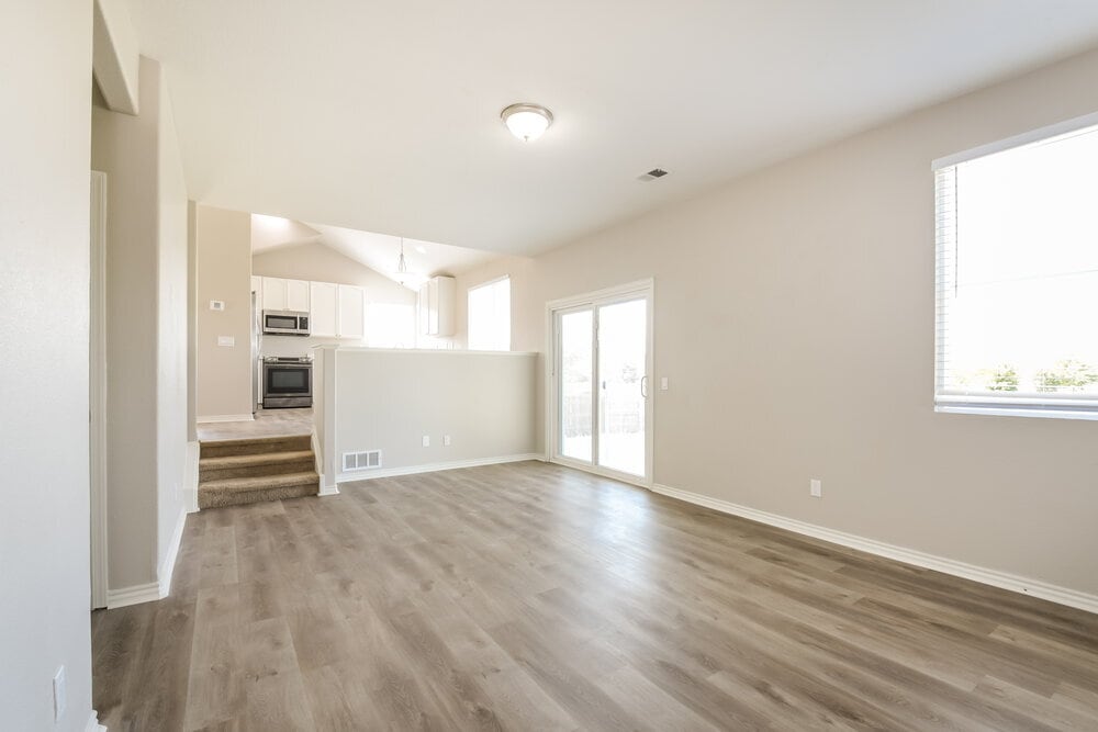 Building Photo - 12961 Leesburg Rd