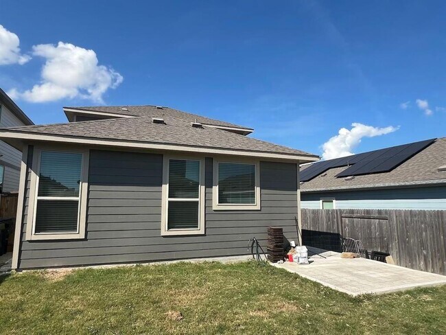 Building Photo - 124 Old Stage Coach Rd