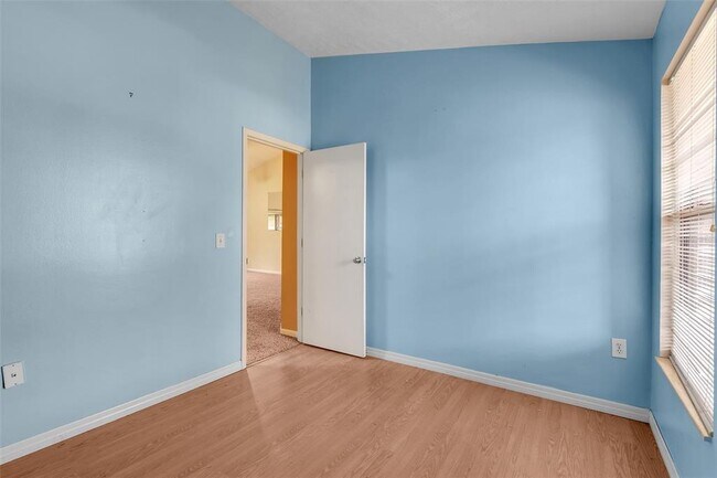 Building Photo - 3112 S Semoran Blvd