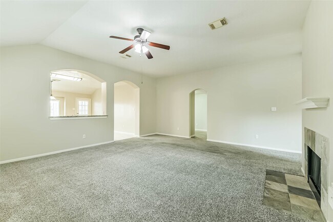 Building Photo - 8914 Heron Nest Dr