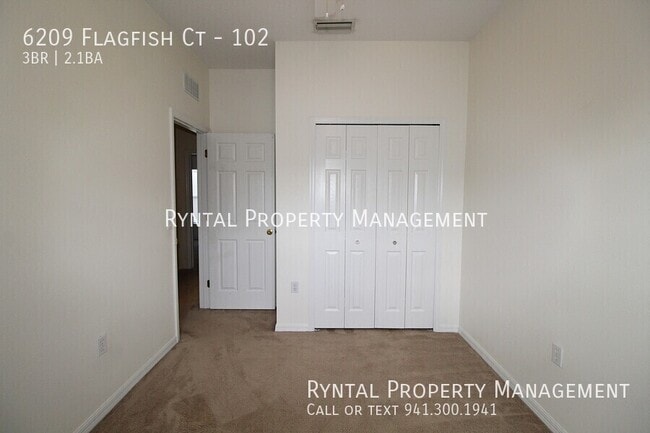 Building Photo - 6209 Flagfish Ct