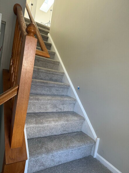 Building Photo - 2947 Rutland Cir