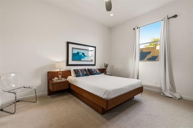 Building Photo - 4025 Hawthorne Ave