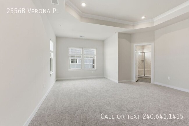 Building Photo - 2556B Verona Pl