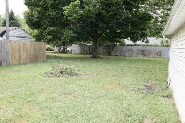 Building Photo - Beautiful 3 Bedroom Home on Goshen's West ...