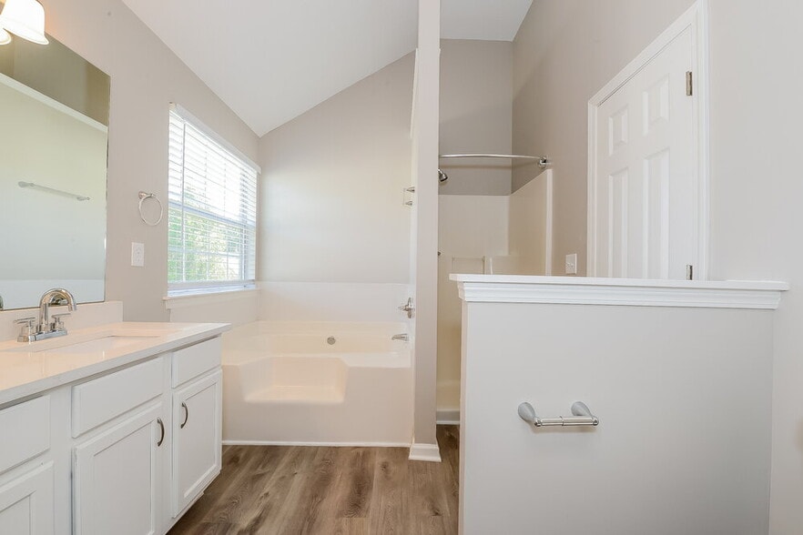 Building Photo - 2375 Marsh Rabbit Ln