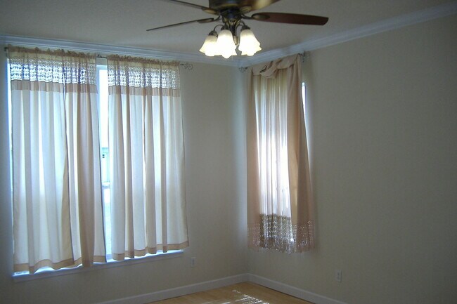 Building Photo - GREAT SPACIOUS 2 STORY HOME IN AVALON PARK in EAST ORLANDO