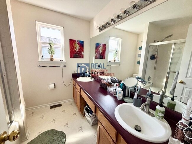 Building Photo - 17627 Cornish Pl