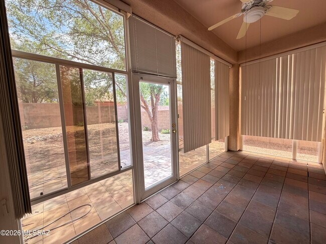 Building Photo - 8852 E Desert Verbena Pl