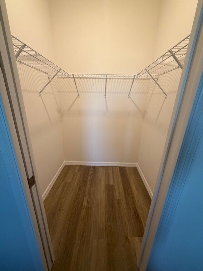 Building Photo - 16107 Badalona Dr