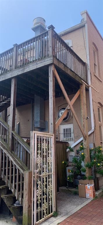 Building Photo - 23 E Magnolia Ave