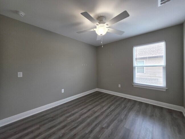 Building Photo - 2331 Hadleigh Hills Ct