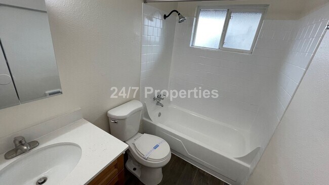 Building Photo - Newly Remodeled 2BD I 1BA with AC! - Near ...