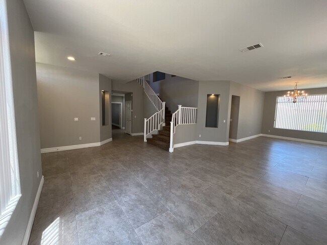 Building Photo - Stunning 2 story, 5-bedroom home in Rhodes Ranch