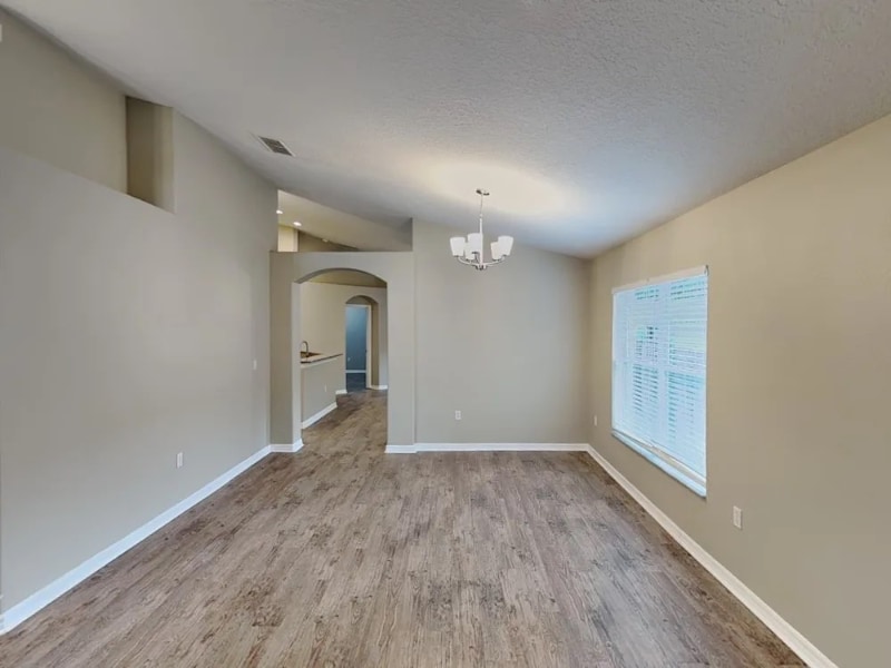 Building Photo - 15223 Lindera Dr