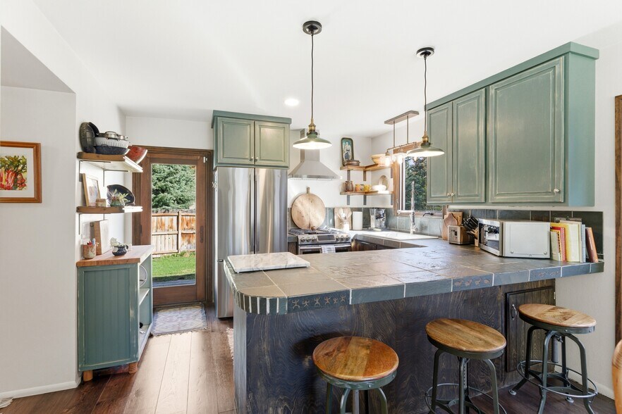 Building Photo - 2635 Little Kate Rd