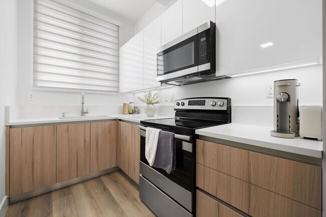 Building Photo - 1542