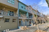 Building Photo - 738 Perch Pl