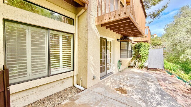 Building Photo - Beautifully Updated Two-Story Townhome on the Pala Mesa Golf Course in Fallbrook!