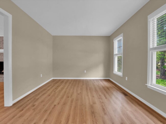 Building Photo - 2409 Eagles View Pl