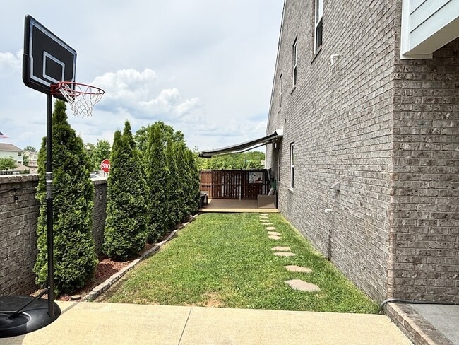 Building Photo - 155 Spadeleaf Blvd