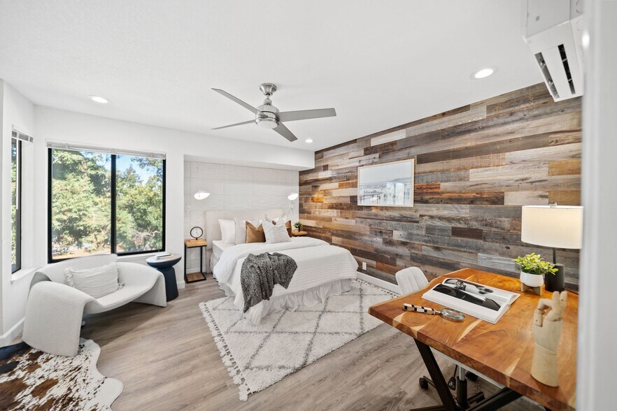 Building Photo - 906 La Barbera Dr