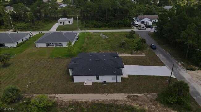 Building Photo - 510 Hurd Ave