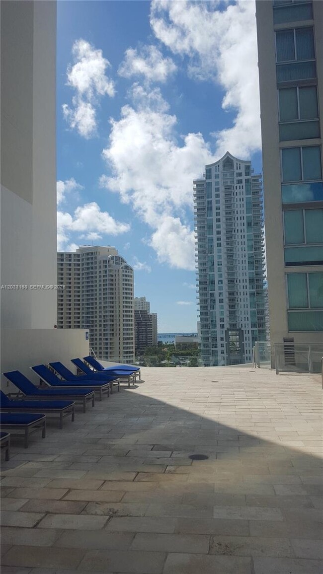 Building Photo - 335 S Biscayne Blvd
