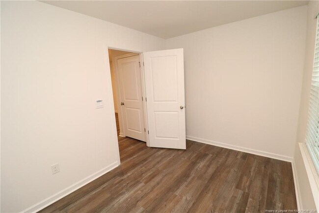 Building Photo - 5810 Brambleberry Way