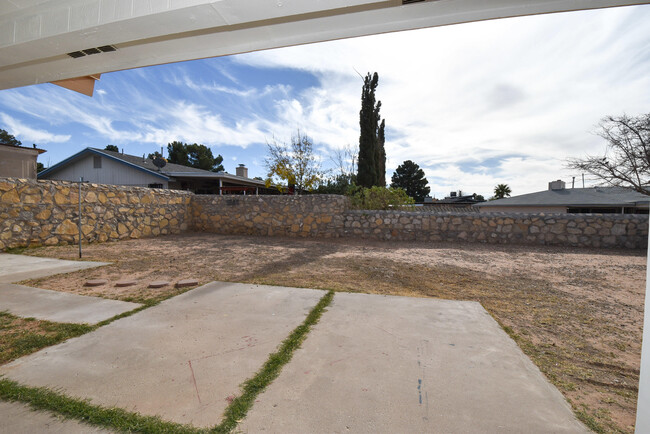 Building Photo - 11234 Red Hawk Ln