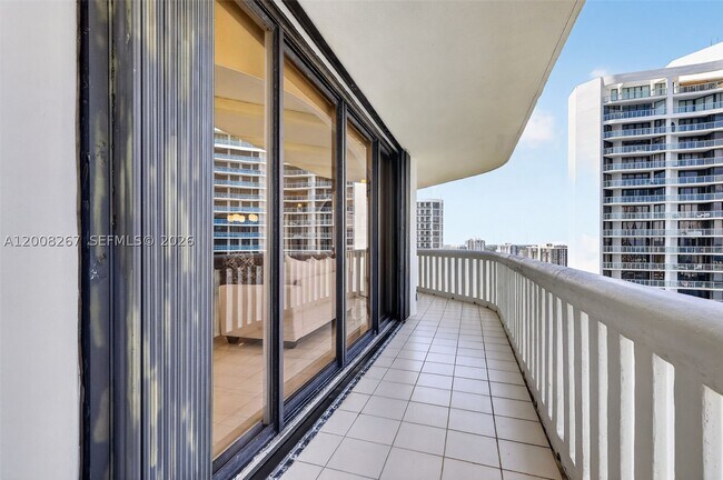 Building Photo - 3000 Island 2305 Is