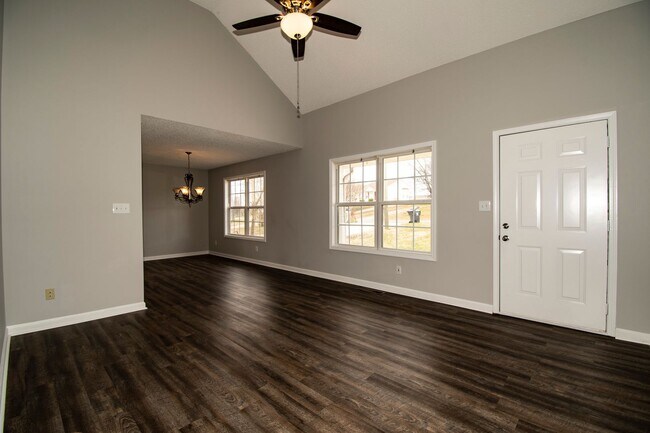 Building Photo - 3 Bedroom Pet Friendly Home For Rent In St...