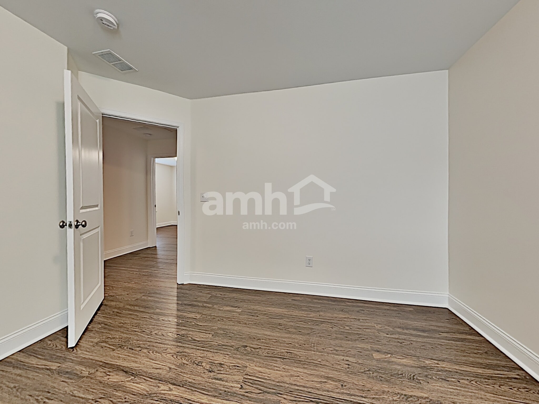 Building Photo - 120 Sweet Gum Dr