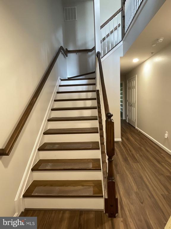 Building Photo - 8474 Pamela Way