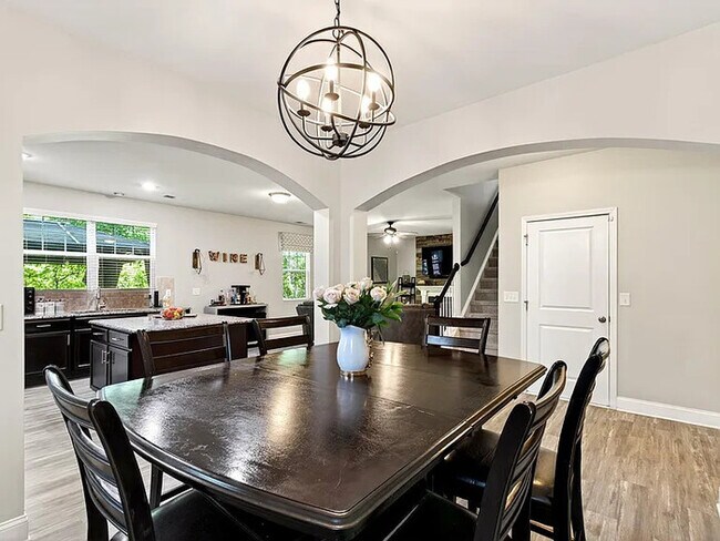 Building Photo - Earn Wealth While Leasing – Like a Homeowner – Lease to Own